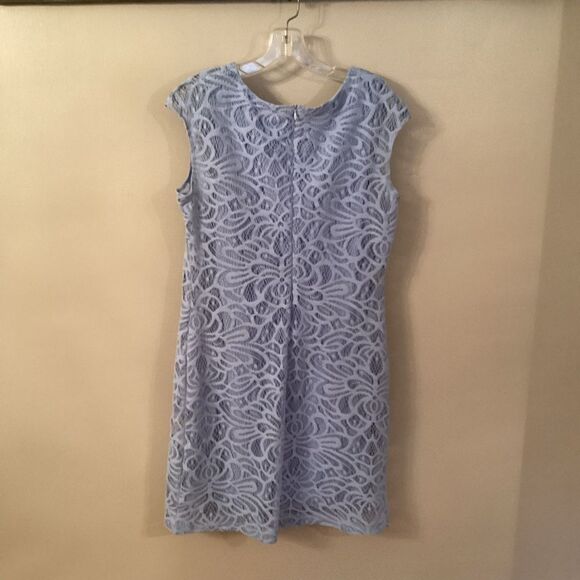 MIRACLESUIT EVERYDAY SHAPEWEAR SIZE 8 LIGHT BLUE CROCHET LACE SLEEVELESS DRESS - Picture 3 of 6